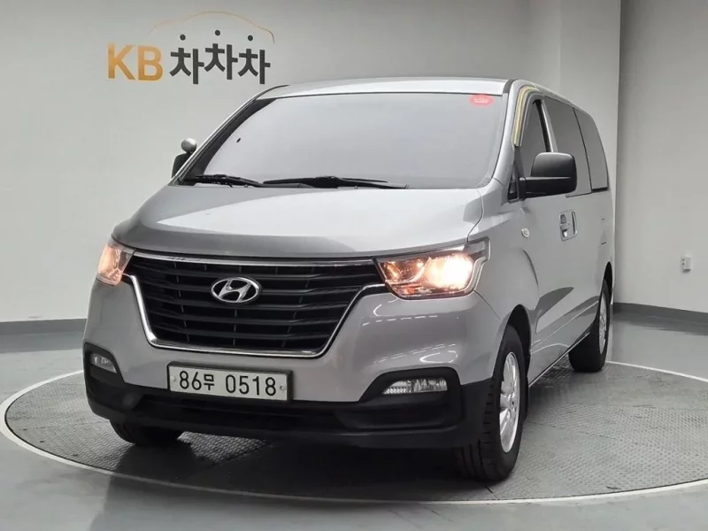 Hyundai Starex