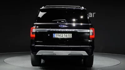 Ford EXPEDITION