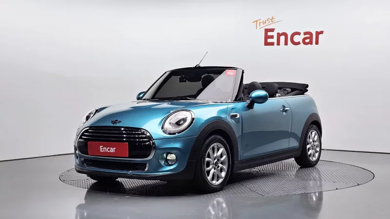 MINI Cooper Convertible