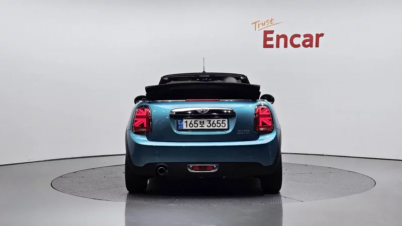 MINI Cooper Convertible