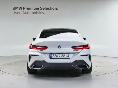 BMW 8-Series