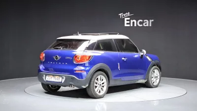 MINI Paceman