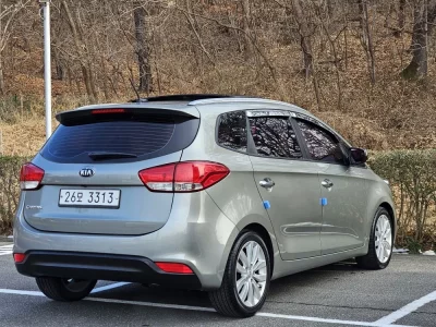Kia Carens