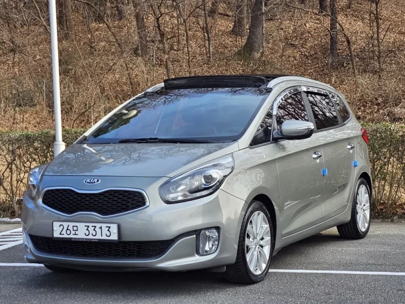 Kia Carens