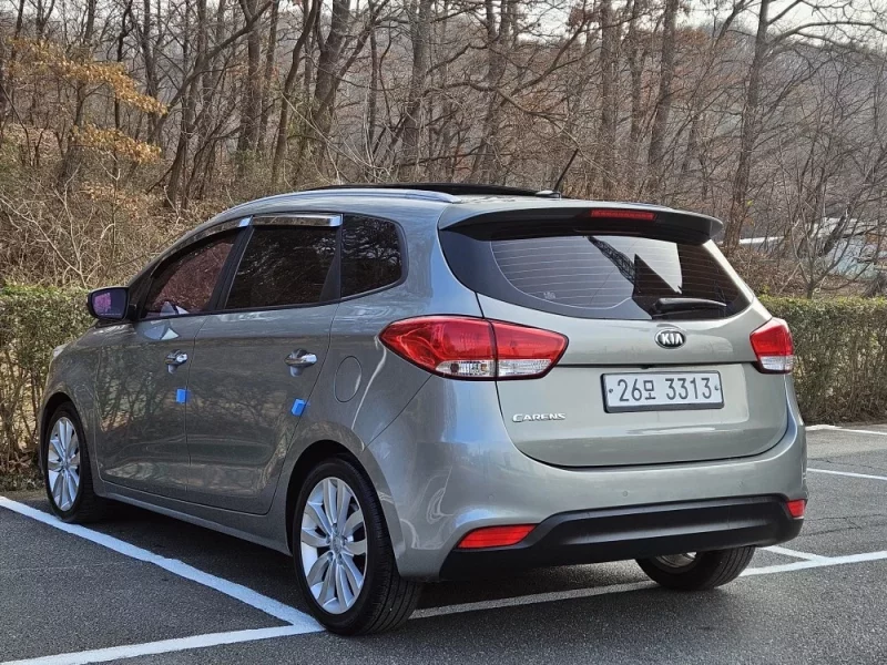Kia Carens