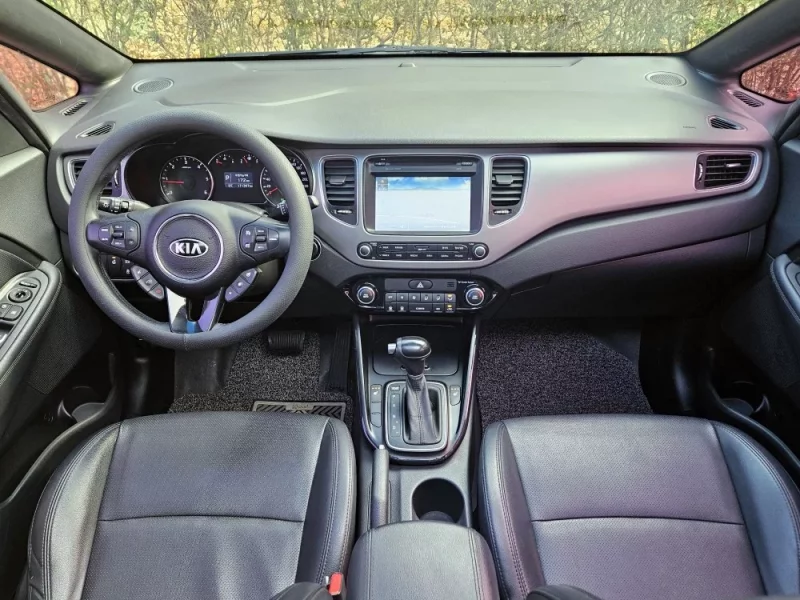 Kia Carens