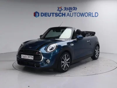 MINI Cooper Convertible