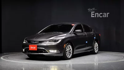 Chrysler 200