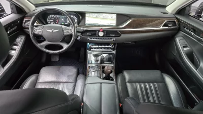 Genesis EQ900
