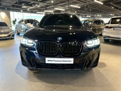 BMW iX3