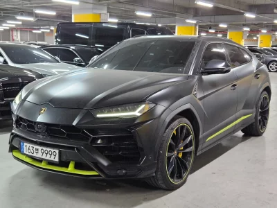 Lamborghini URUS