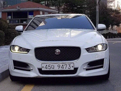 Jaguar XE