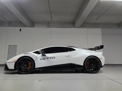 Lamborghini HURACAN