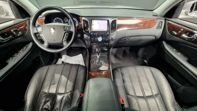 Hyundai Equus