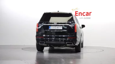 Cadillac XT6