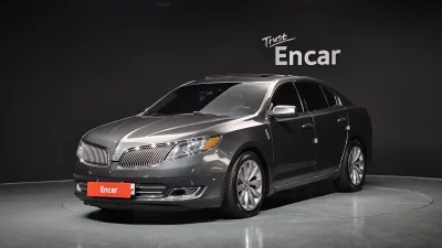 Lincoln MKS