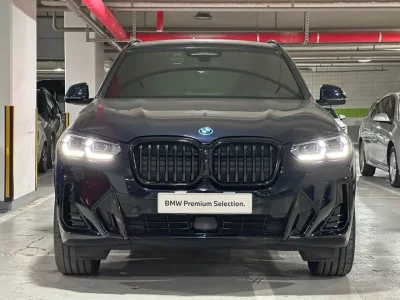 BMW iX3