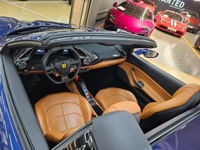 Ferrari 488