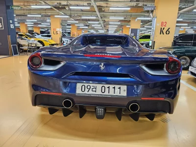 Ferrari 488
