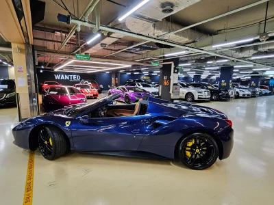 Ferrari 488