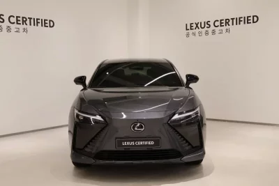 Lexus RZ