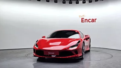 Ferrari F8