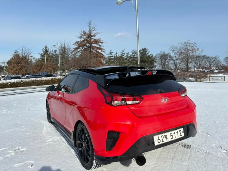Hyundai Veloster