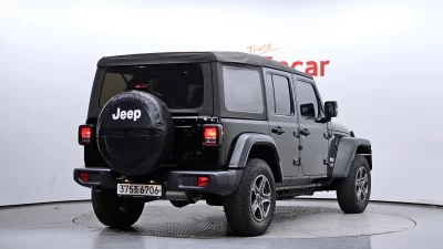 Jeep WRANGLER