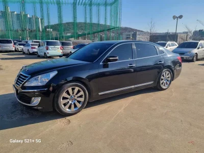 Hyundai Equus