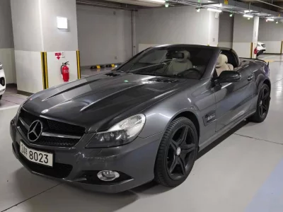 Mercedes-Benz SL-Class