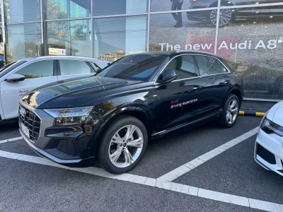 Audi Q8