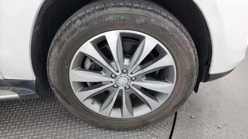 Mercedes-Benz GL-Class