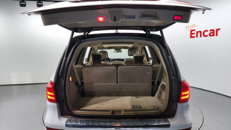 Mercedes-Benz GL-Class