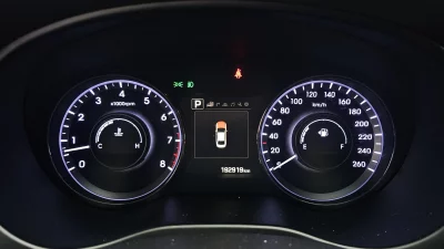 Hyundai Aslan