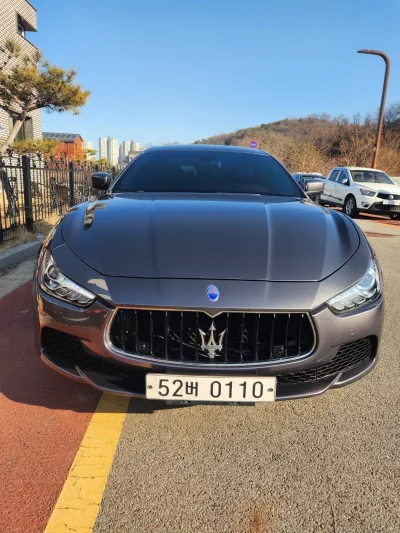 Maserati GHIBLI