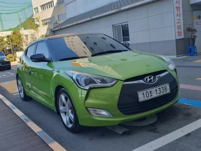 Hyundai Veloster