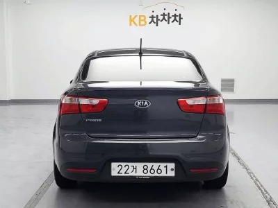 Kia pride