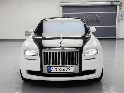 Rolls-Royce GHOST