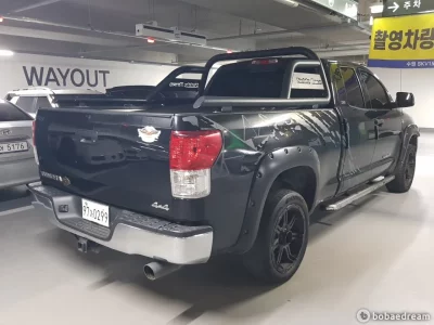 Toyota TUNDRA