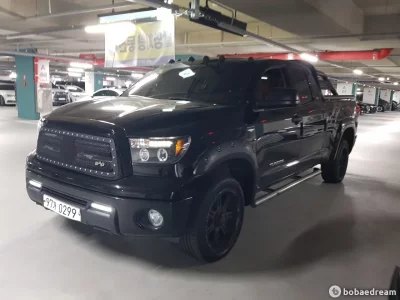 Toyota TUNDRA