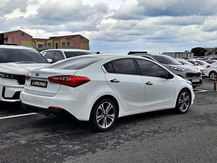Kia K3