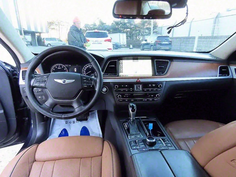 Hyundai Genesis