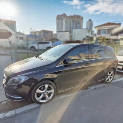 Mercedes-Benz My B