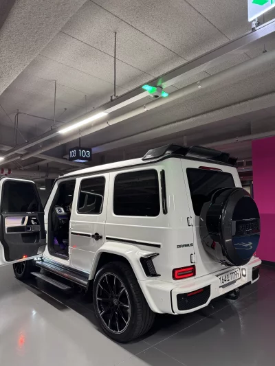 Mercedes-Benz G-Class