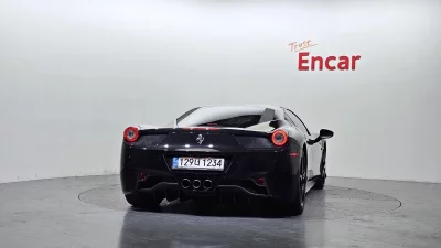 Ferrari 458