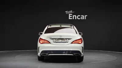 Mercedes-Benz CLA-Class