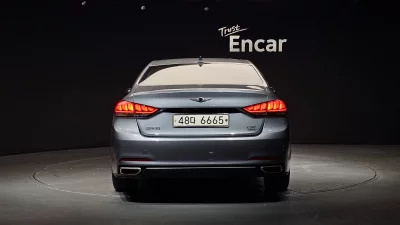 Hyundai Genesis