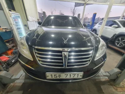 Hyundai Equus