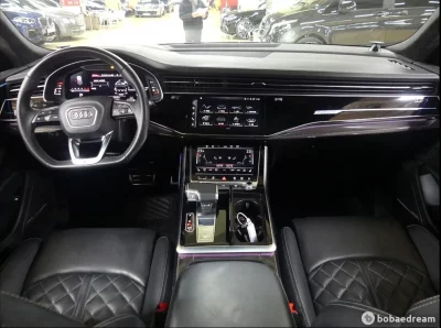 Audi SQ8