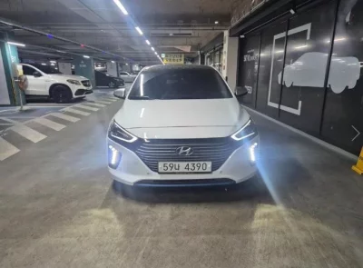 Hyundai Ioniq